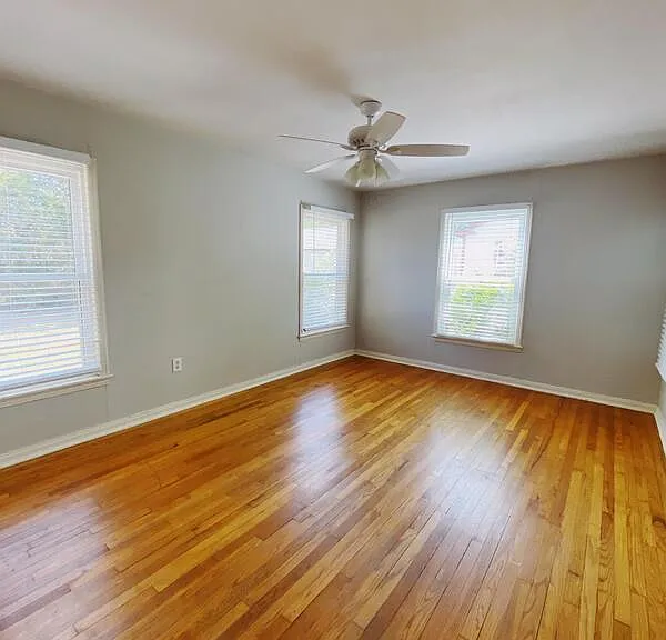 3412 Brady Ave — Photo 8