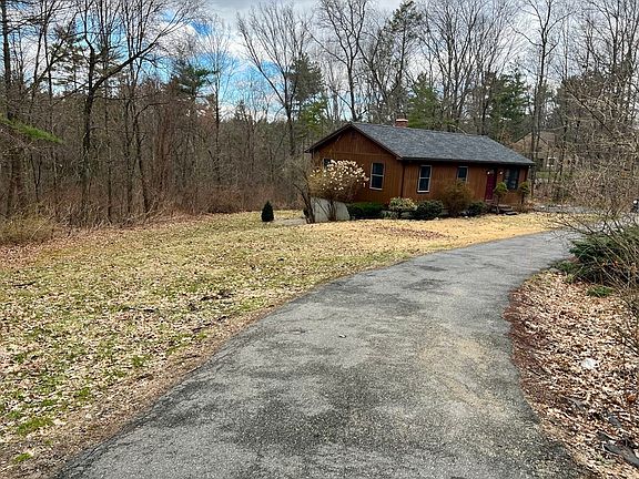 3rd image of 435 Montague Rd