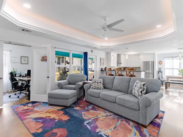 111 Cedarhill Drive, Granite Shoals, TX 78654