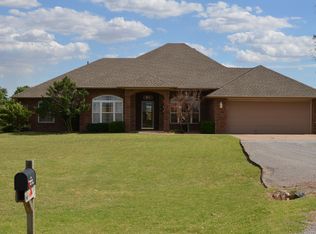 4514 S Covered Wagon Trl, Enid, OK 73701