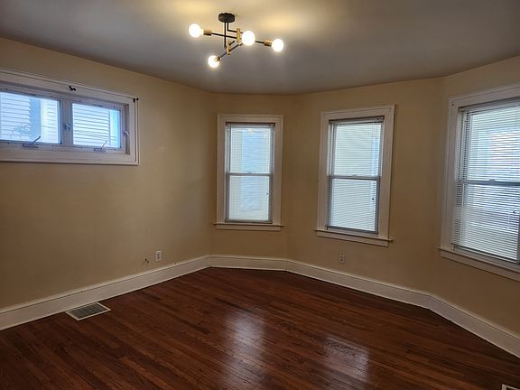 2nd image of 80 Cabot St Unit 1