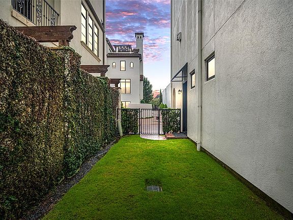 3rd image of 5331 Paseo Caceres Dr