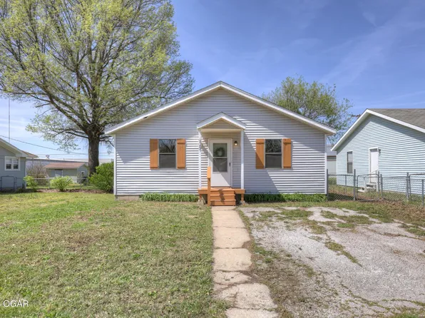 908 Jefferson Ave, Joplin, MO 64801