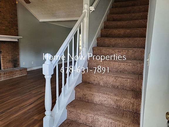 2nd image of 2633 Country Trce SE
