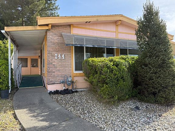 4th image of 244 Arboleda Drive
