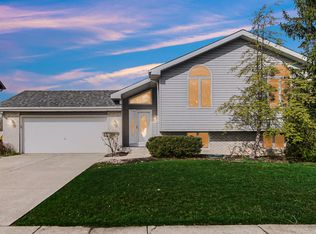 7502 Pershing Rd, Schererville, IN