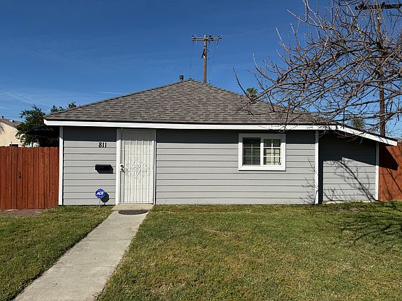 2nd image of 811 Clark Ave