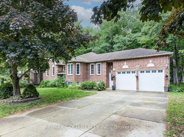 39 Downer Cres, Wasaga Beach, ON L9Z 1C3