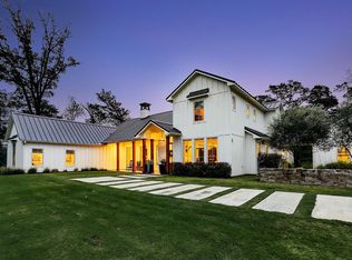1020 Yaupon Creek Estates Dr, Columbus, TX 78934