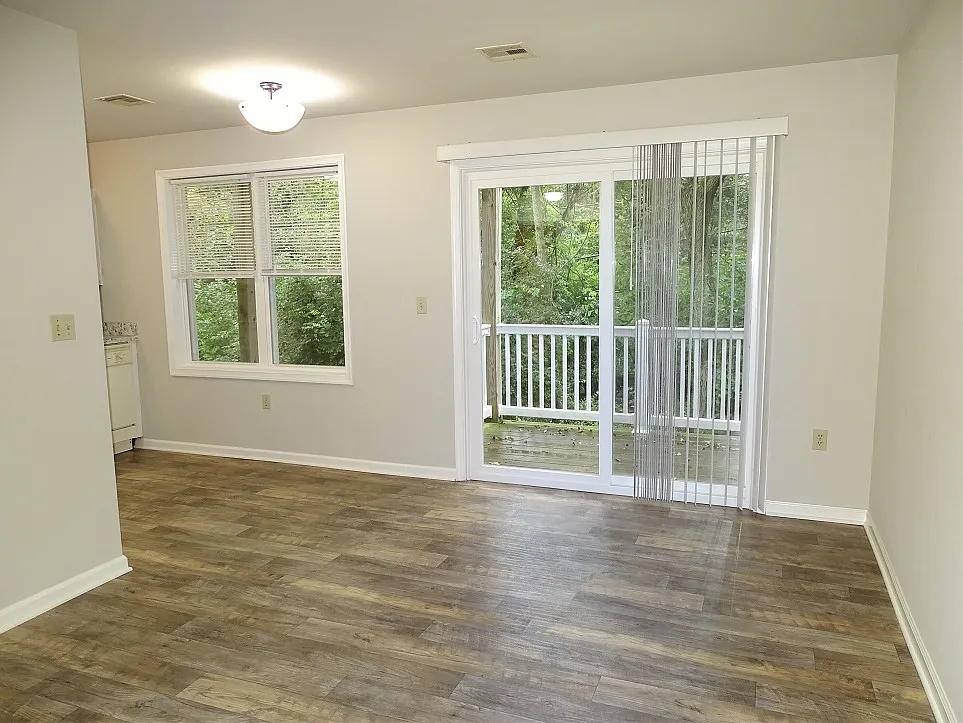 1 bed, $1,195 — Photo 3