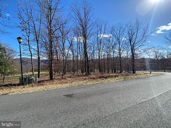 3rd image of 26 Mountain Club Ave