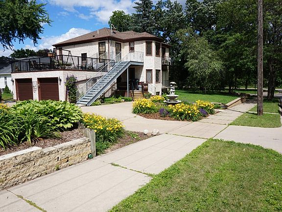 Side Yard & Drive Entrance