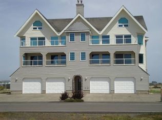 1599 E Ocean Shores Blvd SW, Ocean Shores, WA 98569