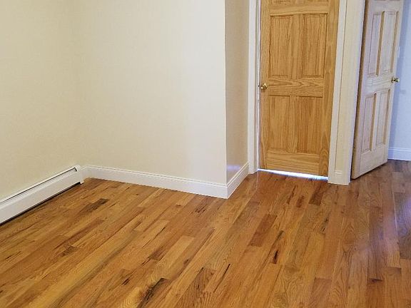 5th image of 10704 Jamaica Ave #B