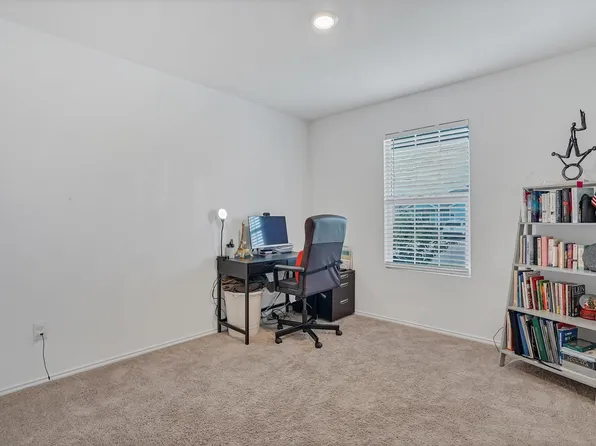 2919 Cascade Ln, Heartland, TX 75126