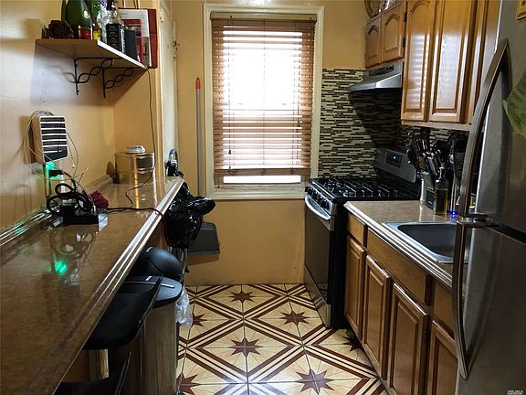 2nd image of 11840 236th St