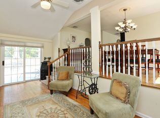 2 Rosehill Dr, Armonk, NY 10504