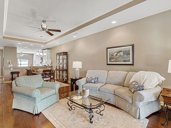 5th image of 754 Foxtail Dr. #10