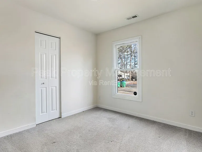 2718 Grantwood Ct — Photo 14