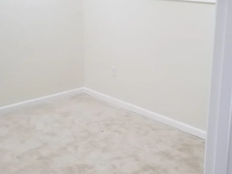 7918 Polk St — Photo 5