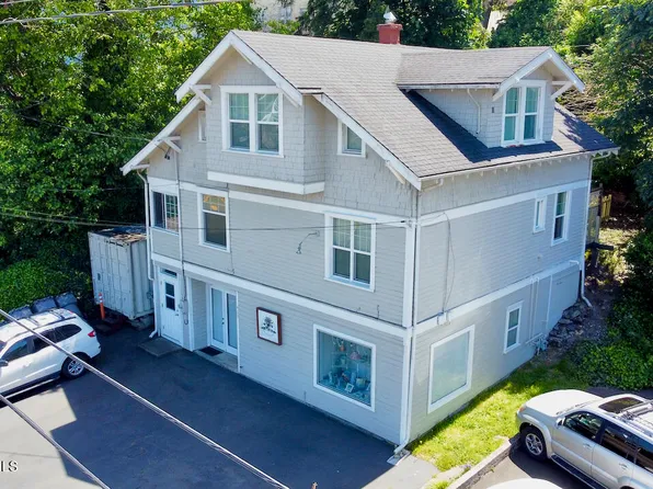 403 W Marine Dr, Astoria, OR 97103