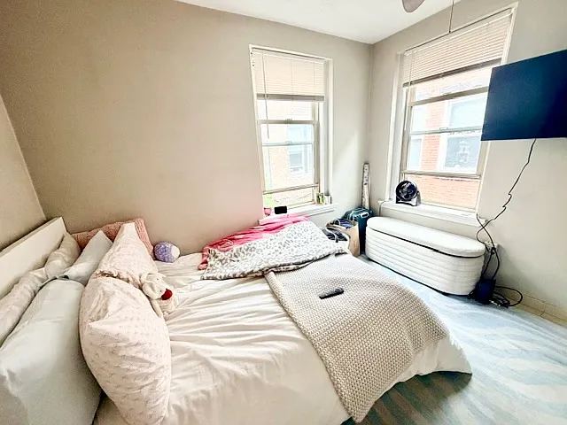 25 Sheafe St #4R — Photo 5