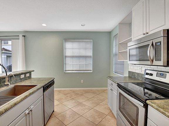 4th image of 4446 Regal Court