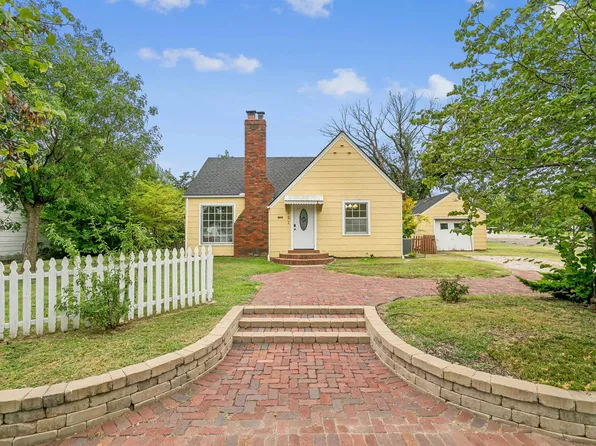 521 N Marshall St, Cheney, KS 67025