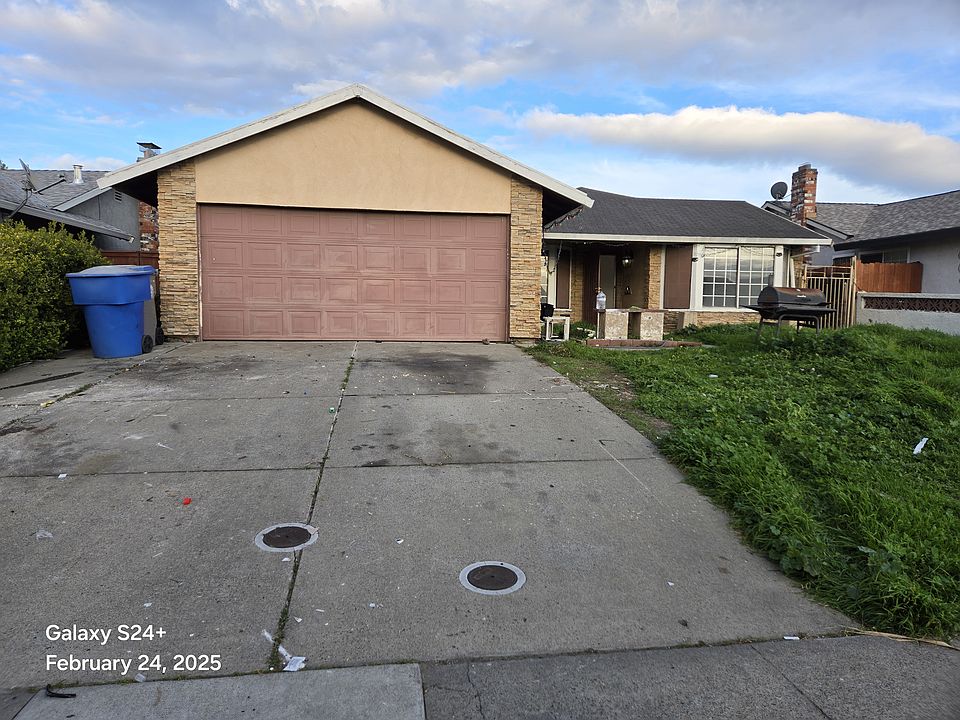 1st image of 7885 Deer Lake Dr