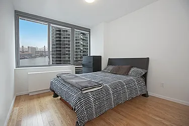 Rented by Space Marketing Shop