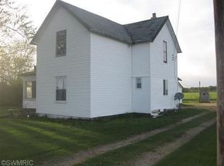 12416 W Hillis Rd, Trufant, MI 49347