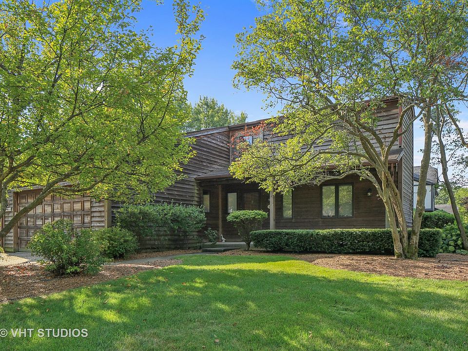 1st image of 3413 Summerhill Dr