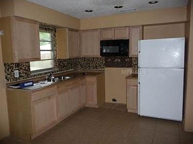 2nd image of 4306 Thomas Ct