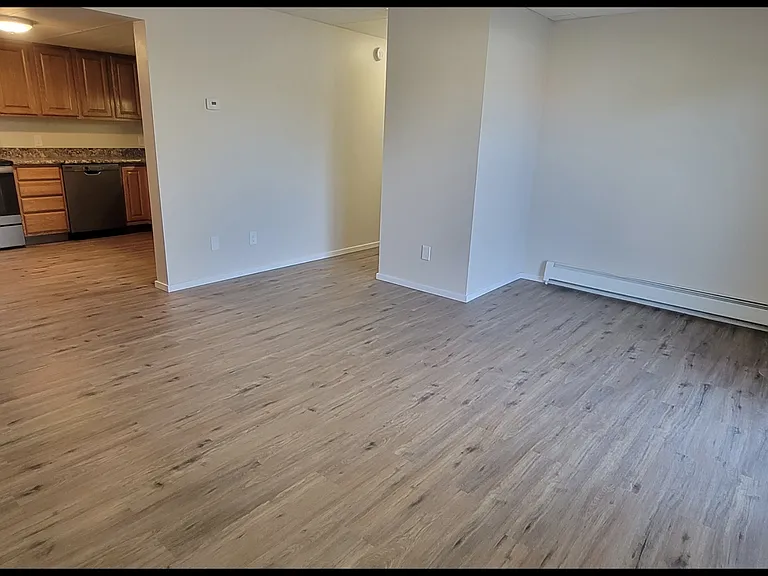 1317 8th Ave S #8 — Photo 2