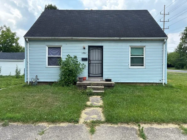 1361 Huey St, South Bend, IN 46628