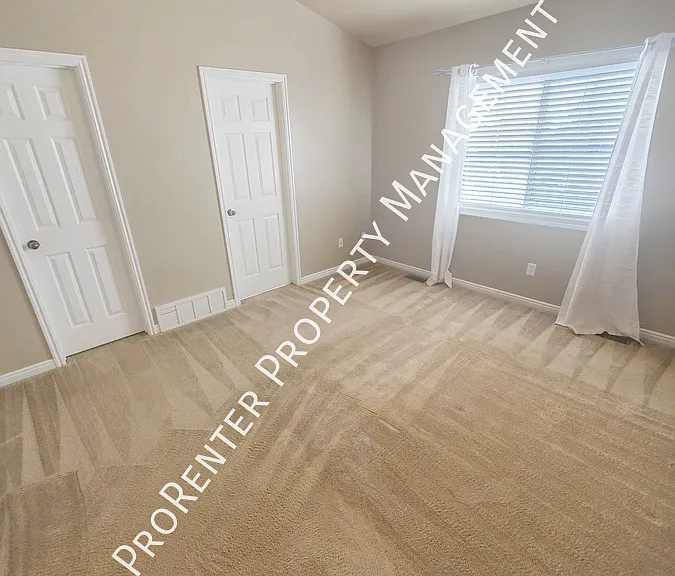 1062 S 1775 W — Photo 11