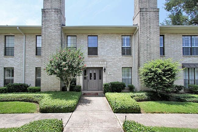 1st image of 2611 Eisenhauer Rd APT 1005