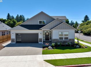 2123 NE Spitz Rd, Canby, OR 97013