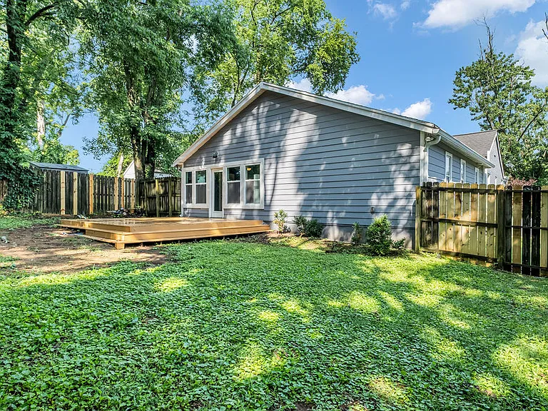3826 Burrus St — Photo 38