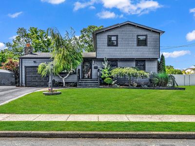 58 39th Street, Islip, NY, 11751