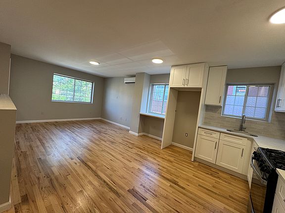 2nd image of 4287 Kepler Ave #2