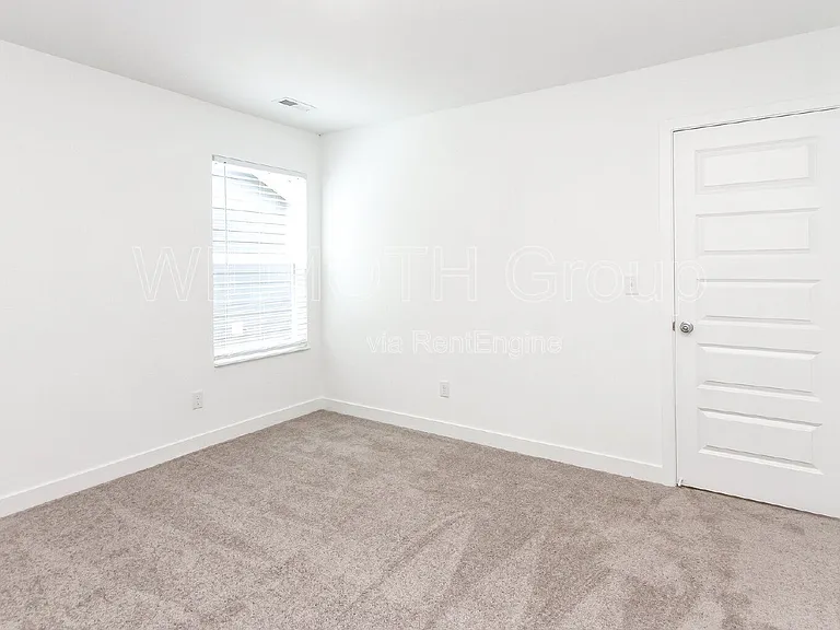 8831 Georgina St — Photo 13
