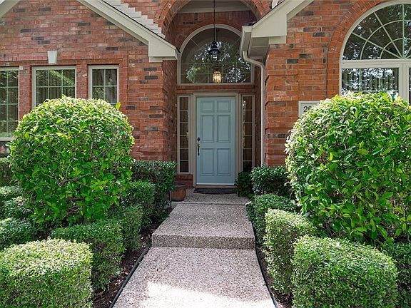 2nd image of 2637 Pine Springs Dr