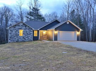 1226 Toomey Falls Rd, Oneida, TN 37841
