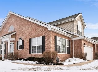 4067 Pheasant Ct, Saint Charles, IL
