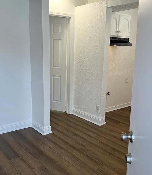 3958 S Normandie Ave #C — Photo 6