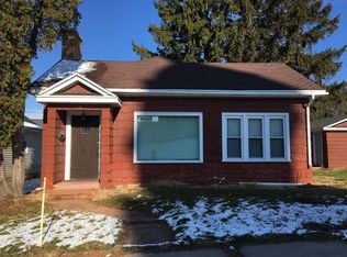 132 W Harriet St, Darlington, WI 53530