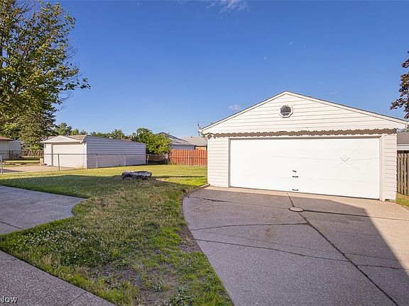 5th image of 6469 Anita Dr