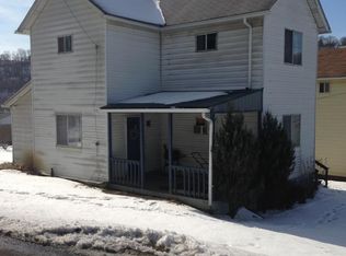 412 Miller St., Newell, PA