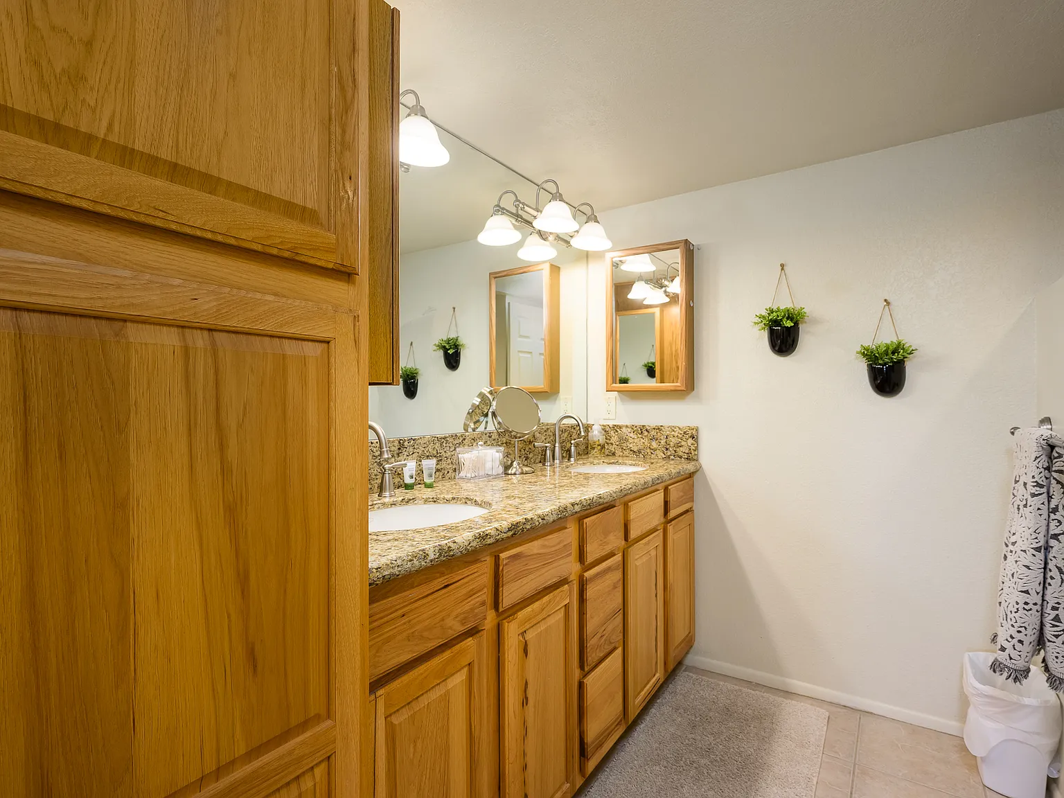 1 bed, 850 sqft, $2,200 — Photo 4